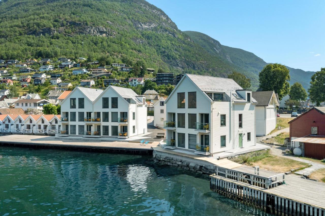 Wangen Apartments As Aurland Exteriör bild